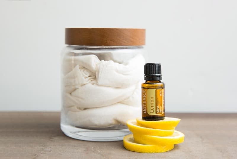 DIY Kitchen & Bathroom wipes using essential oils